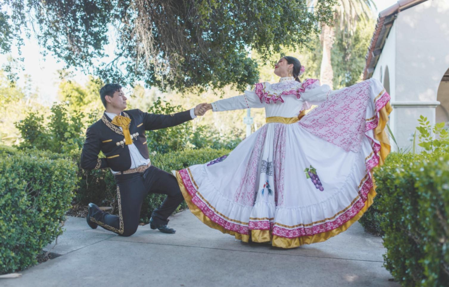 Danzatori durante una sessione di pratica