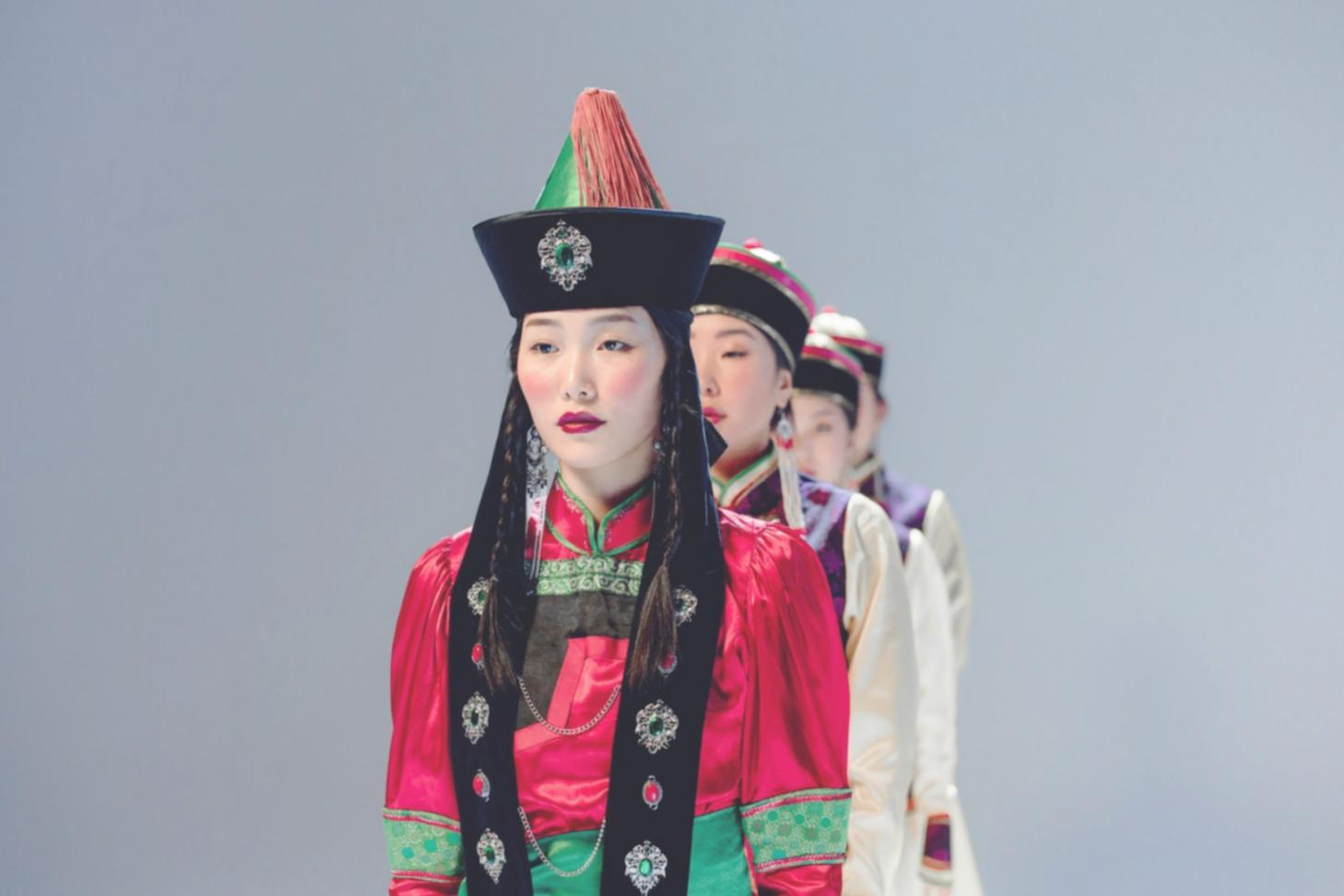 Momento di crew practice durante una cypher interna